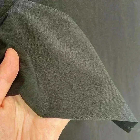 NEW WITH TAGS Slinky  black top with keyhole🖤 - Picture 4 of 7